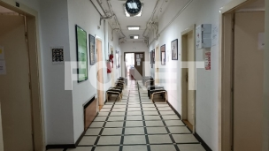 Nastavnici ostaju u školama